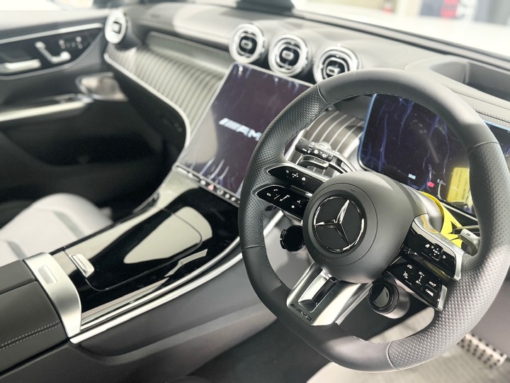 New!　展示車！ GLC43