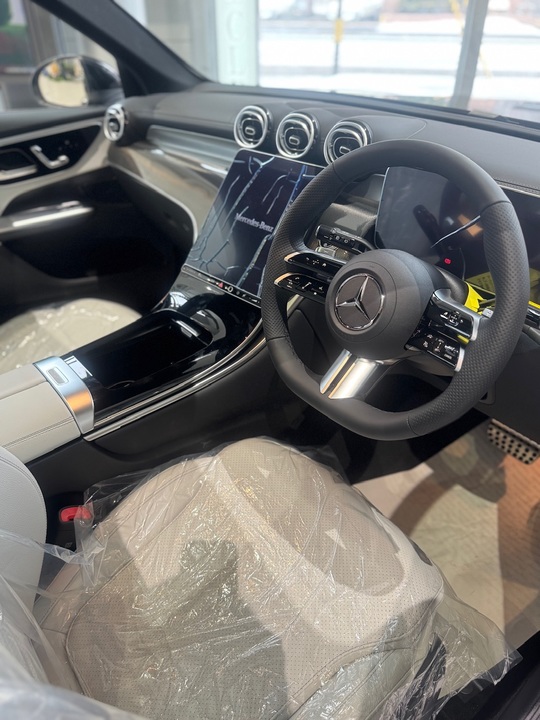 展示車のご案内💁🏼‍♀️<GLC Core