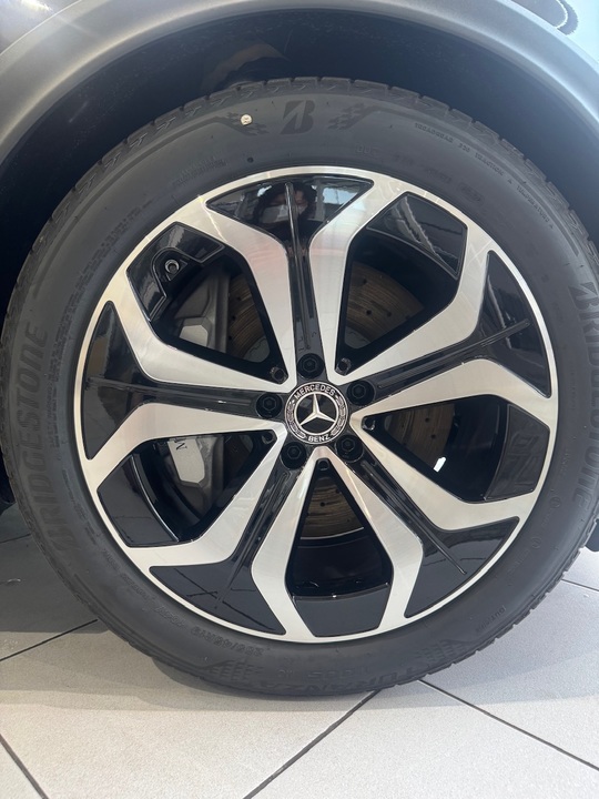 	展示車のご案内💁🏼‍♀️<E220d 4MATIC All-Terrain