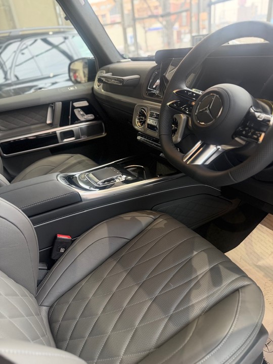 展示車のご案内💁🏼‍♀️＜G580 with EQ Tecnology