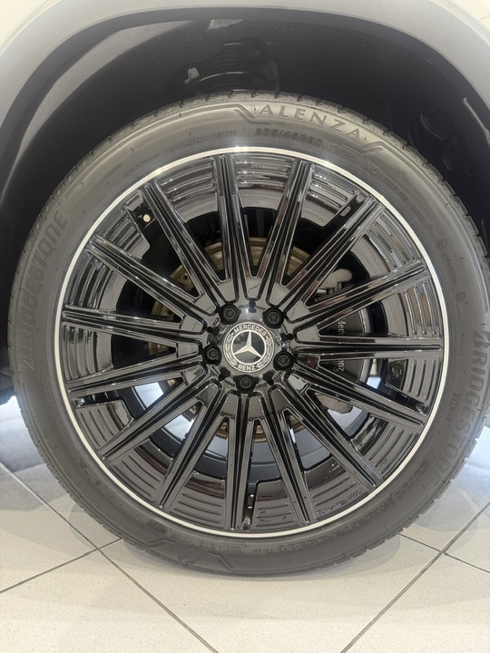 展示車のご案内💁🏼‍♀️＜GLB200d 4MATIC Urban Stars