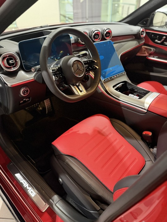 展示車のご案内💁🏼♀️<Mercedes-AMG C43 4MATIC