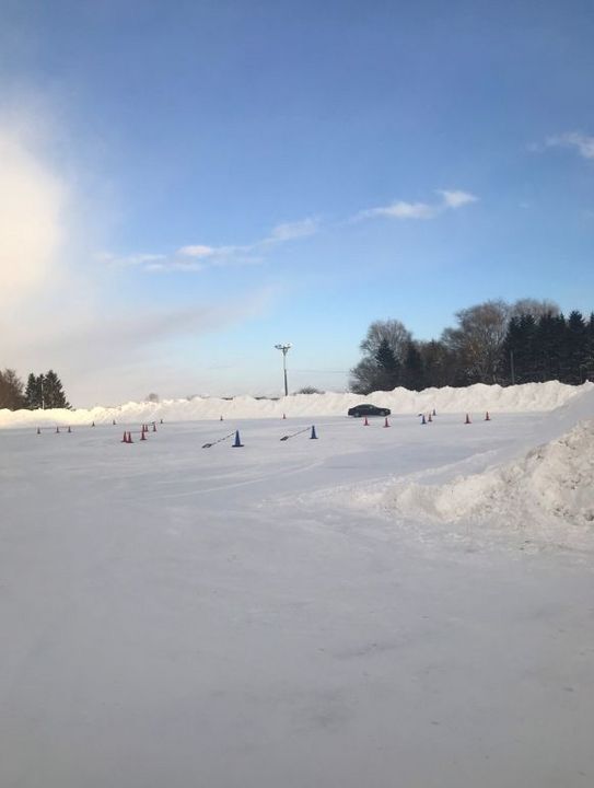 雪上試乗会の様子♪